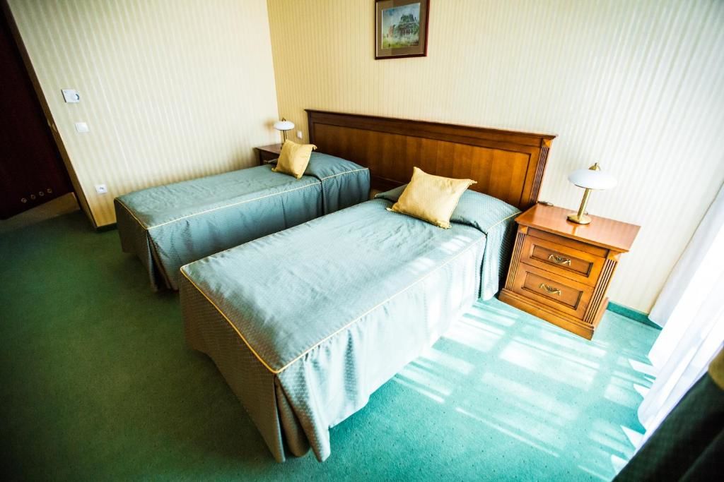 Отель Stacja Nowa Gdynia Bed & Breakfast Лодзь-53